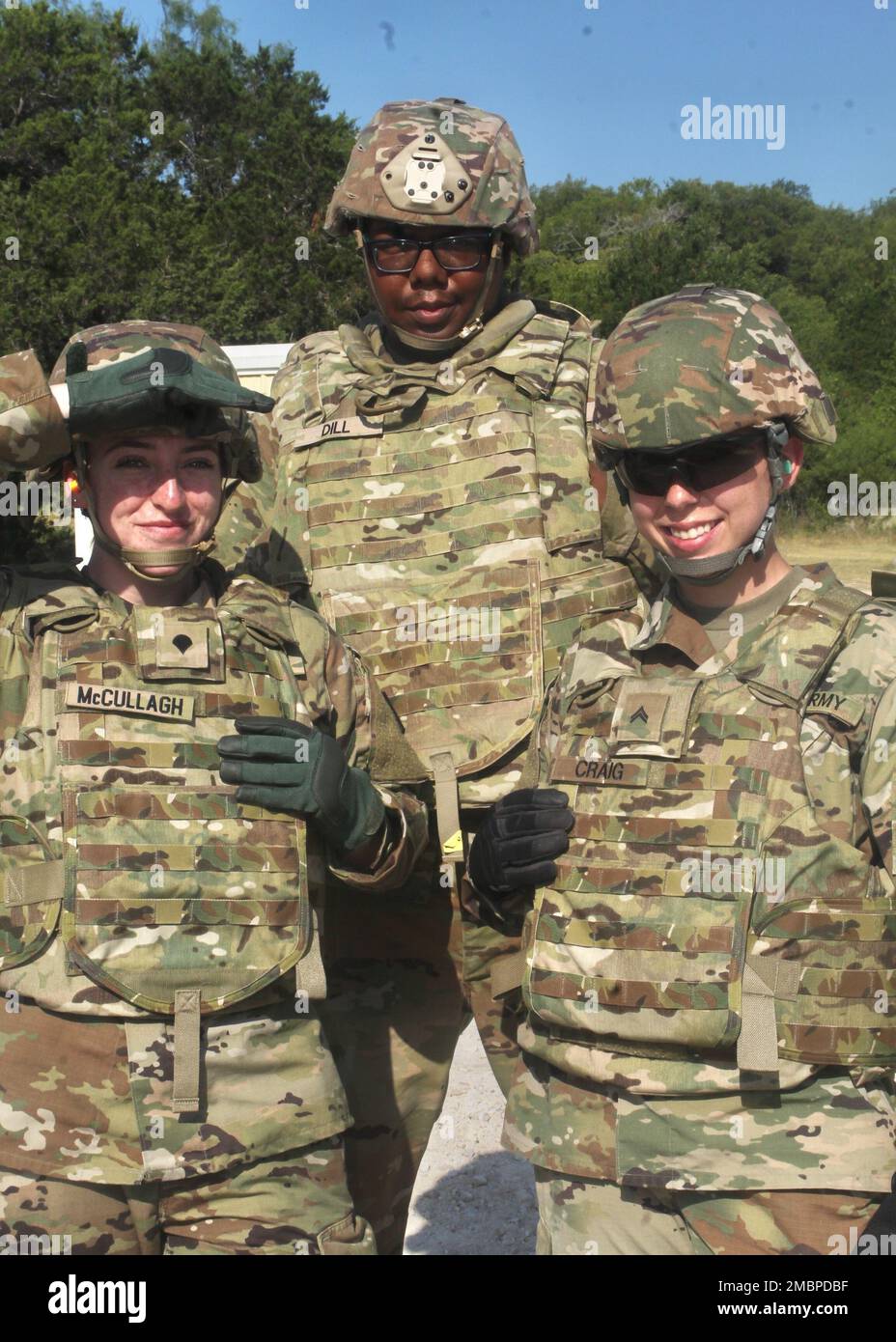 U.S. Soldiers with the 252nd Quartermaster Company train to defend ...