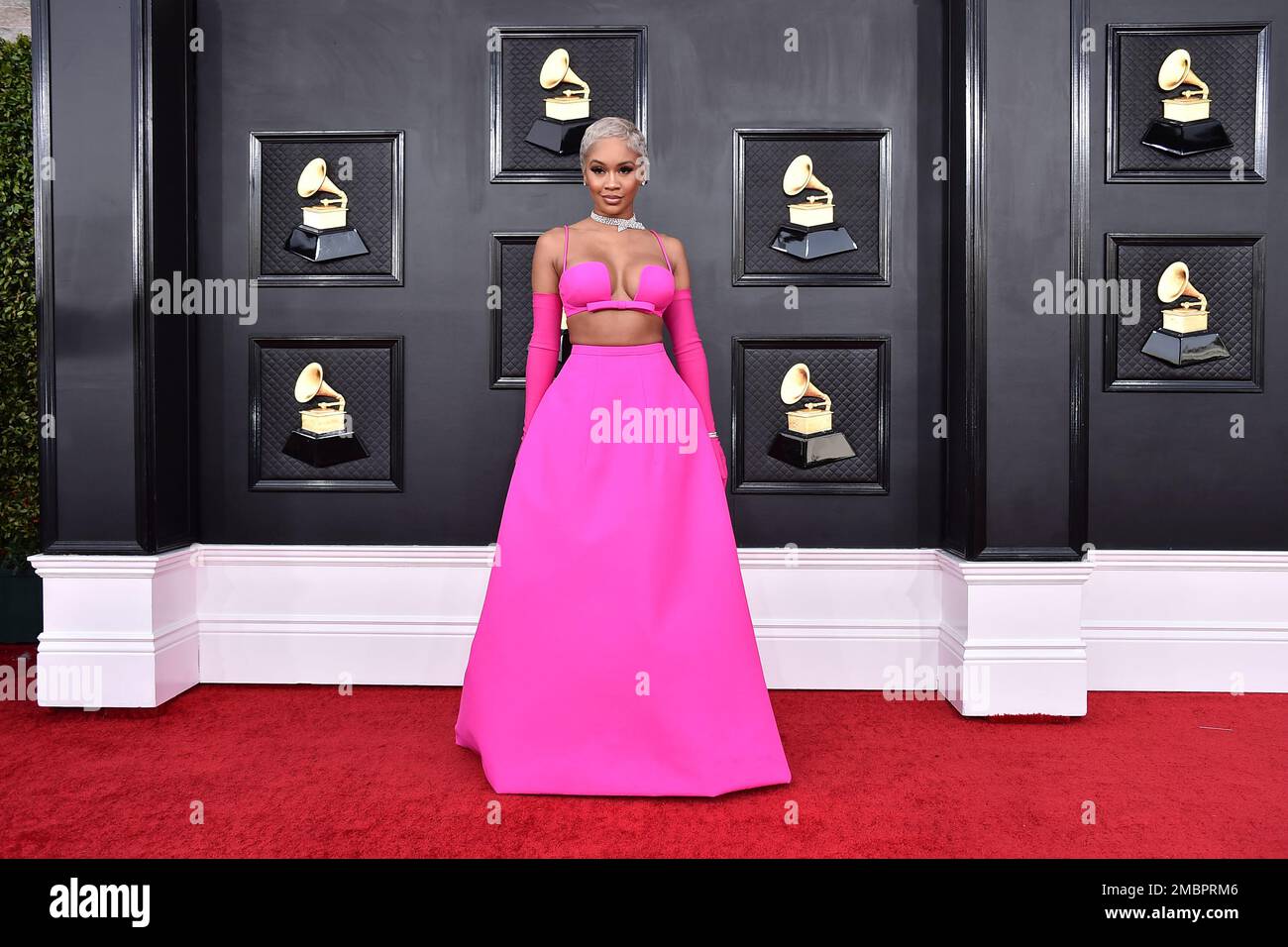Saweetie arrives at the 64th Annual Grammy Awards at the MGM Grand(02)