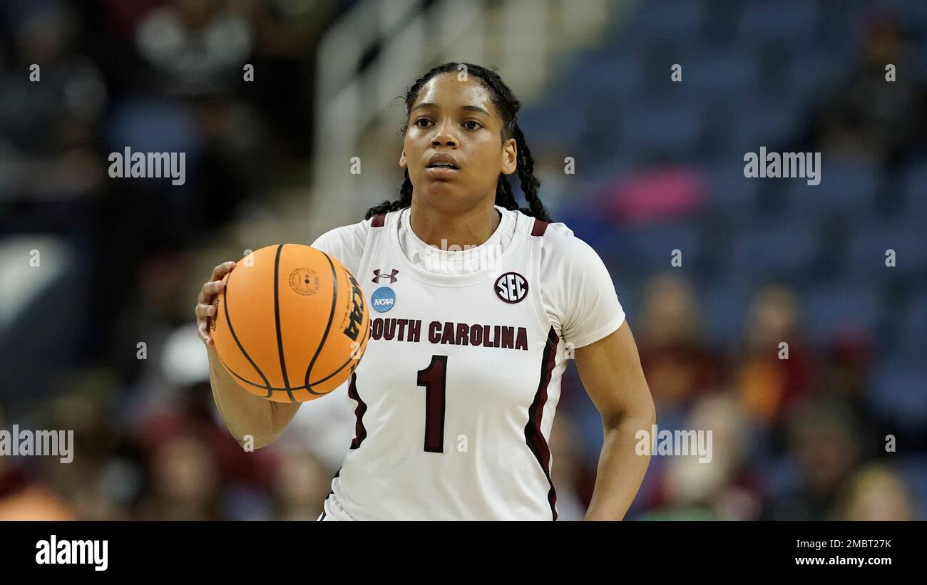 South Carolina guard Zia Cooke (1) dribbles during the second half of a