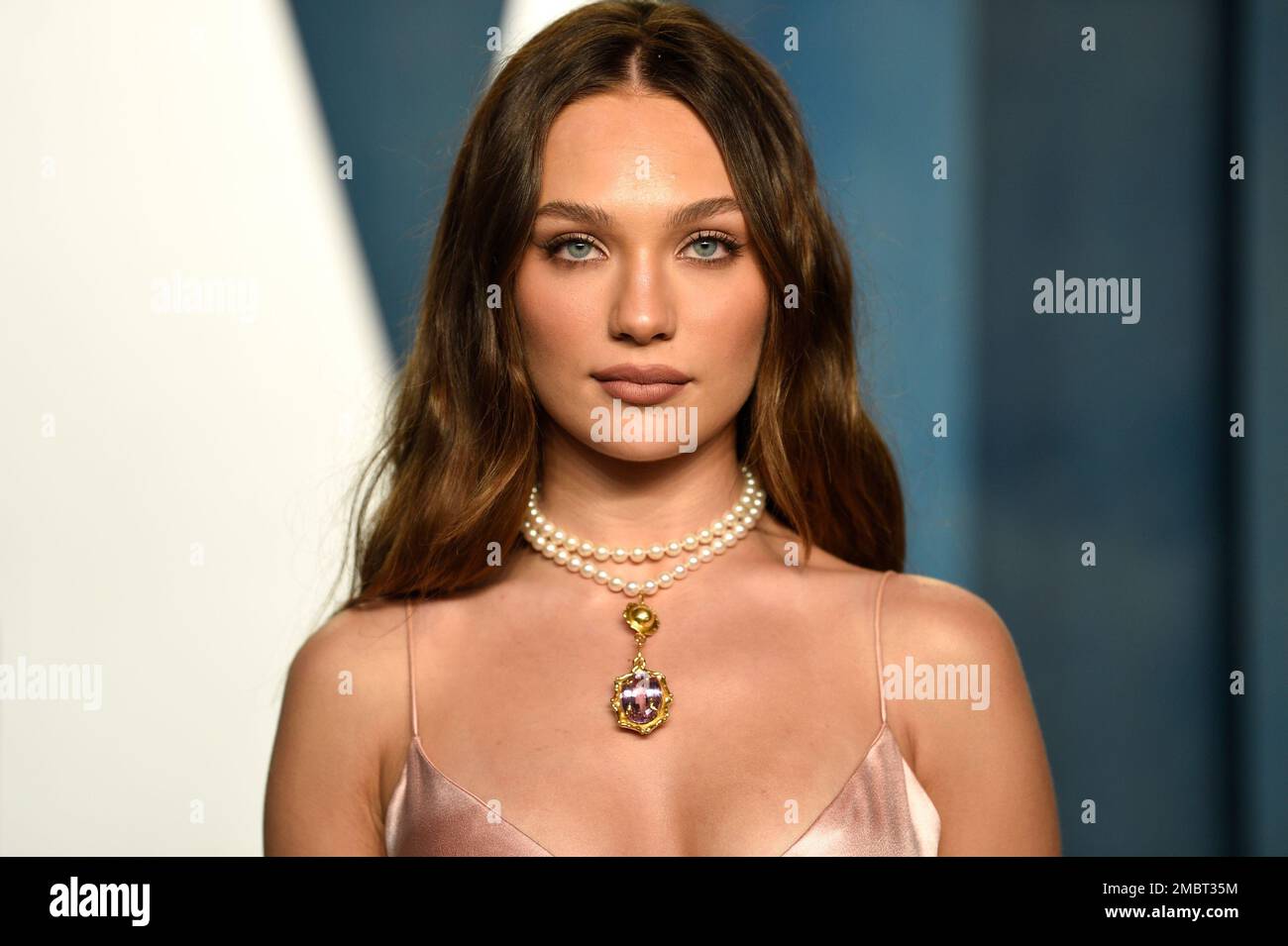 Maddie Ziegler arrives at the Vanity Fair Oscar Party on Sunday, March