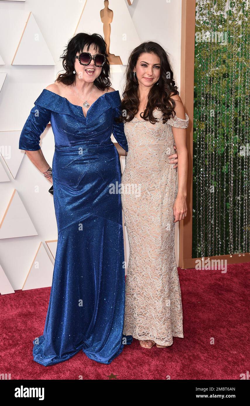 Joanna Quinn, left, and Paloma Quinn Mills arrive at the Oscars on