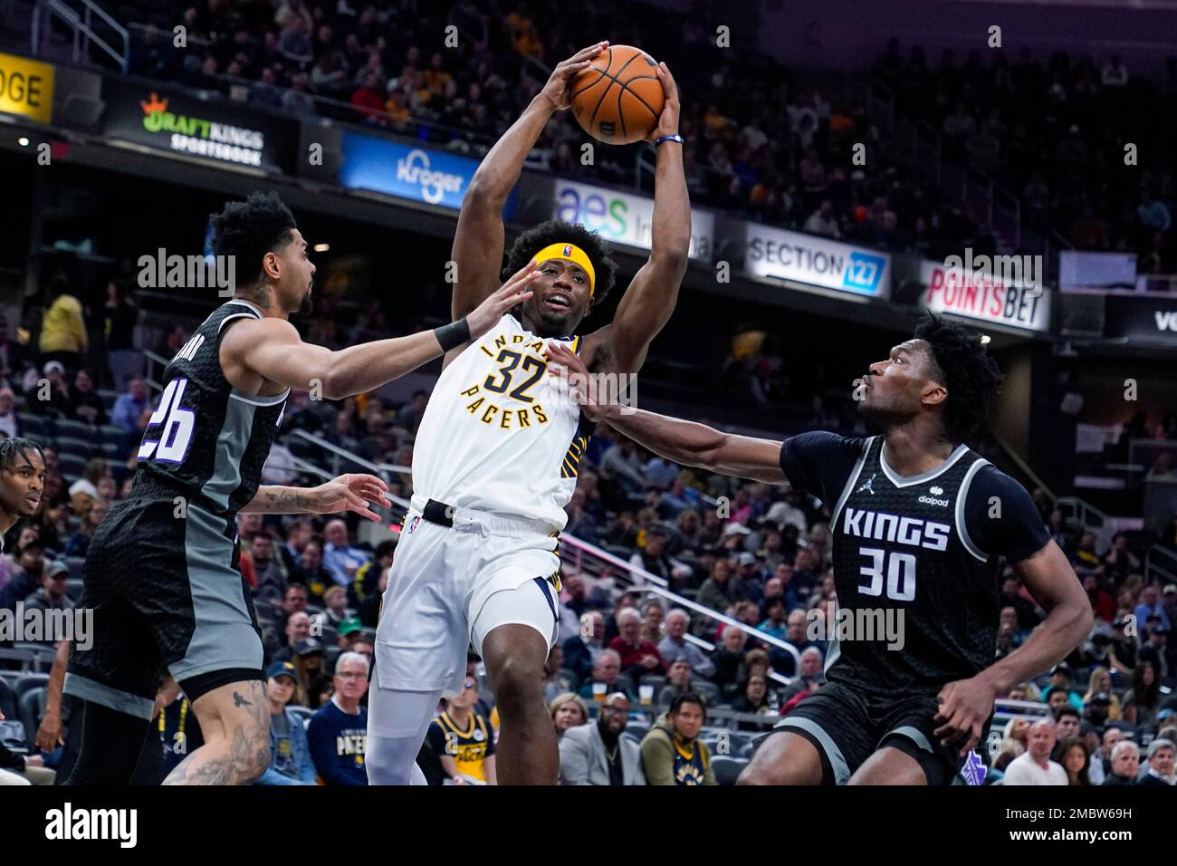 Indiana Pacers guard Terry Taylor (32) in action as the Chicago Bulls  played the Indiana Pacers in an NBA basketball game in Indianapolis,  Friday, Feb. 4, 2022. (AP Photo/AJ Mast Stock Photo - Alamy