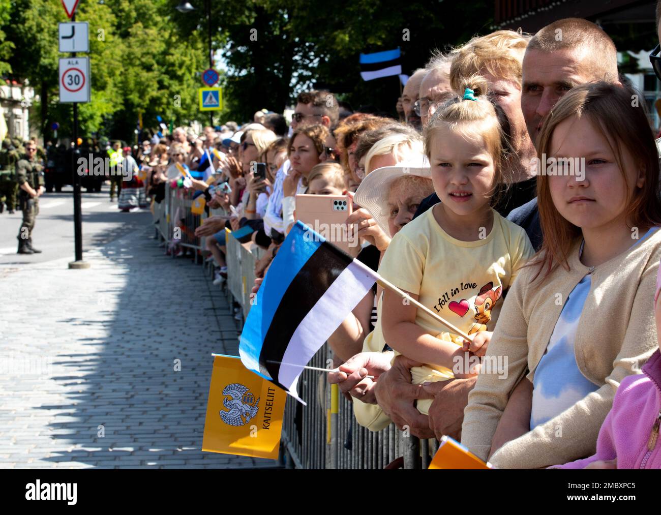 Estonian kids and their families gather on the streets to attend ...