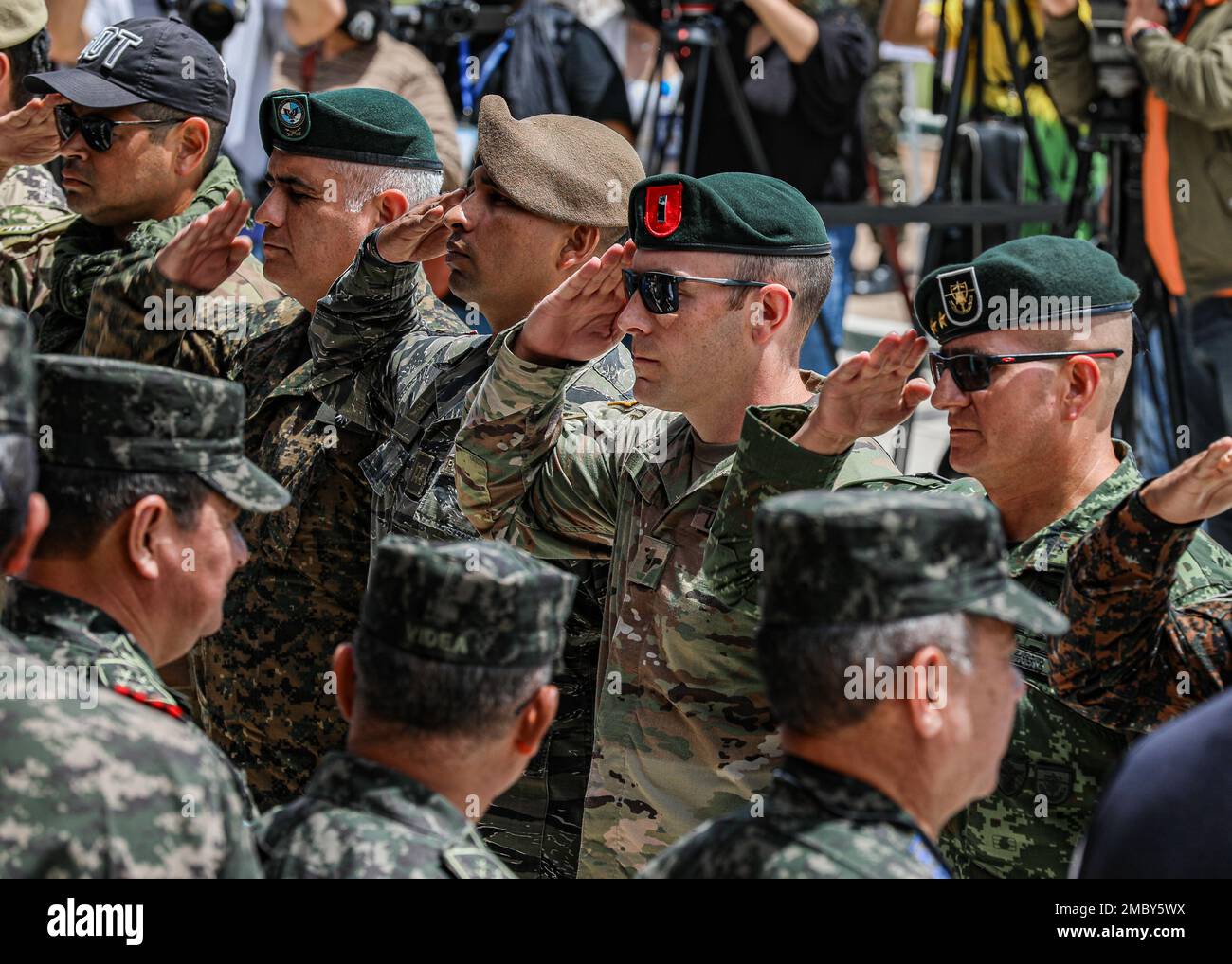Fuerzas comando 17 hi-res stock photography and images - Alamy