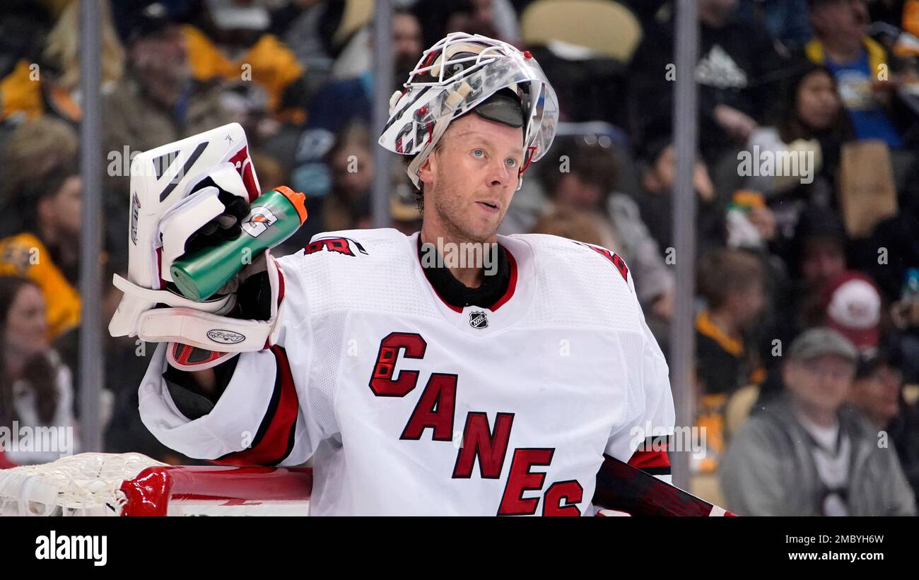 Carolina Hurricanes goaltender Antti Raanta takes a timeout during an