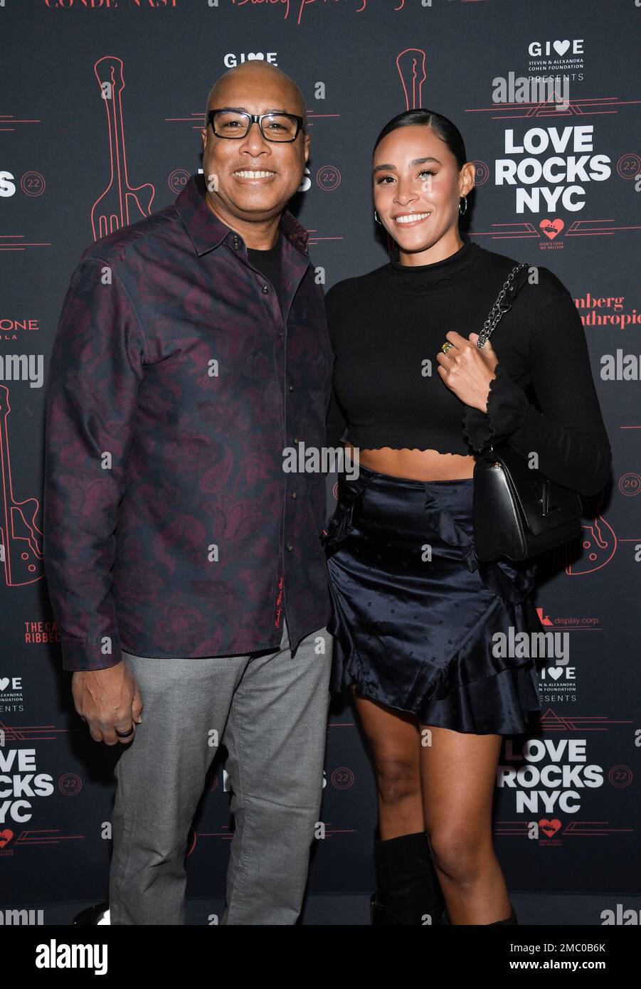 March 9, 2023, New York City, New York, USA: Former baseball  player/musician BERNIE WILLIAMS and his wife WALESKA WILLIAMS seen during  the red carpet arrivals for the Seventh Annual Love Rocks NYC