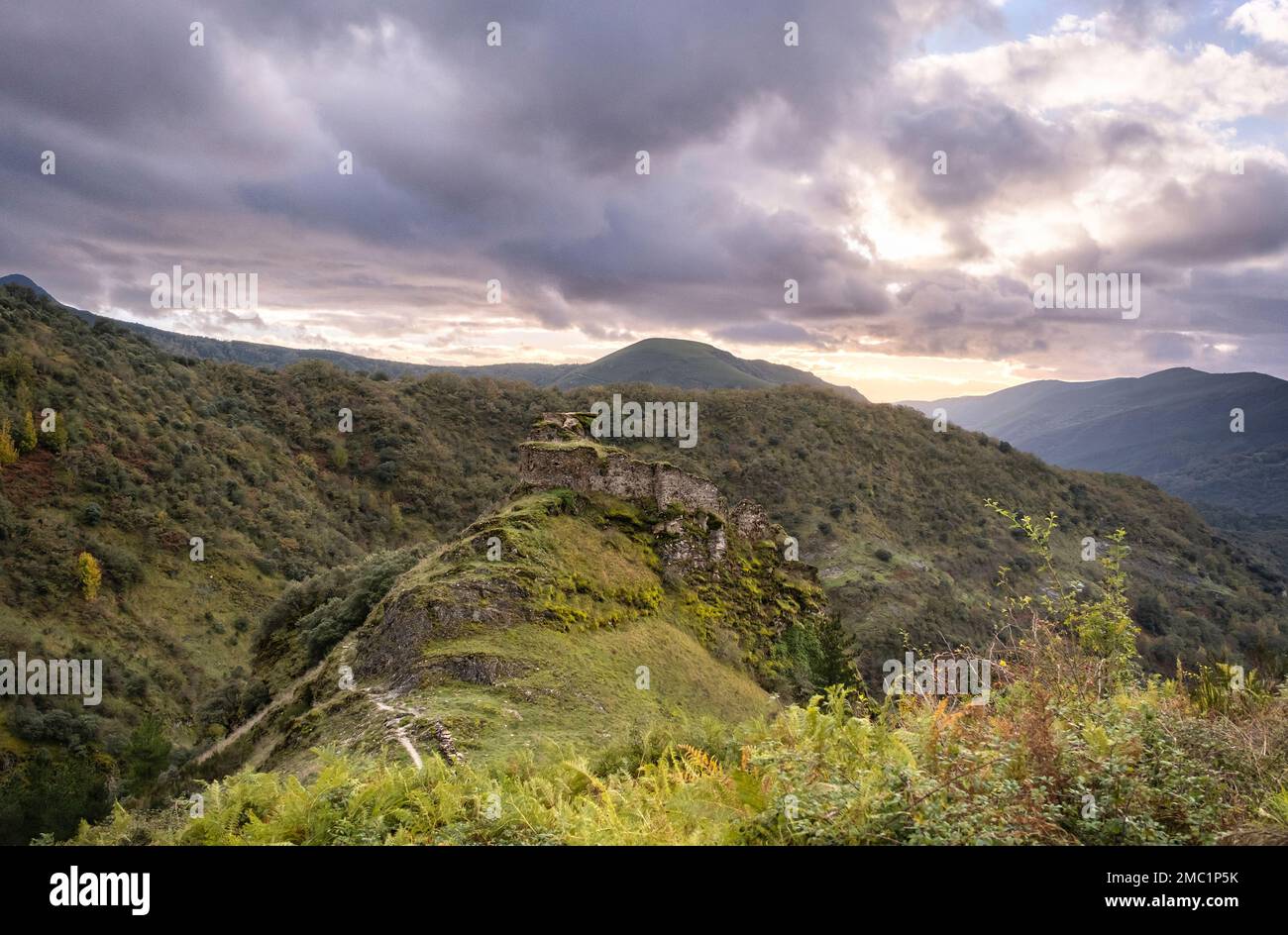 Ruins of medieval castle of Carbedo in the mountains of Serra do Courel, Galicia, Spain Stock Photo