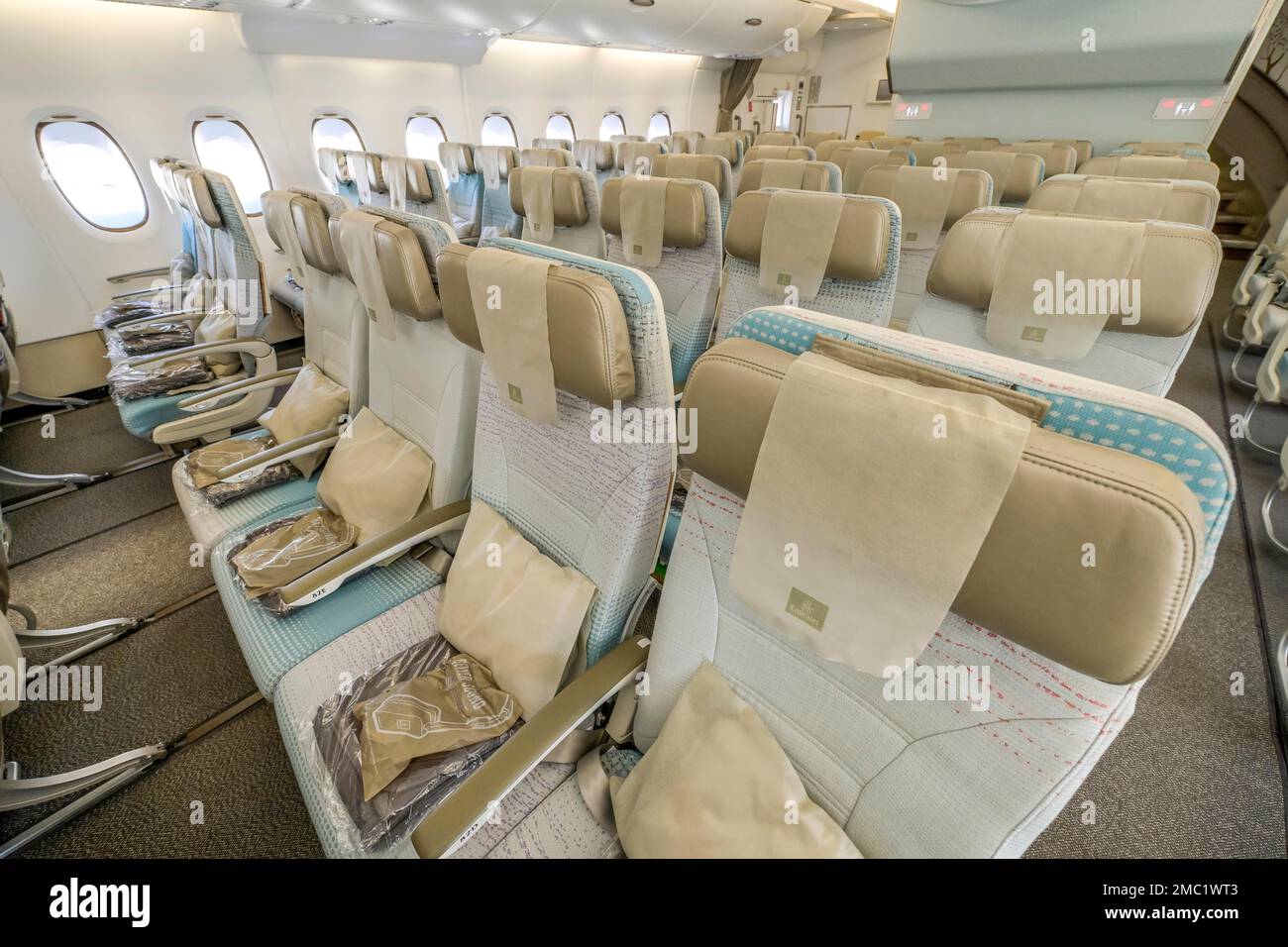 Emirates a380 economy class hi-res stock photography and images - Alamy