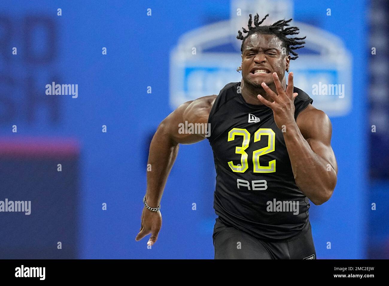 Michigan State running back Kenny Walker III runs the 40-yard dash