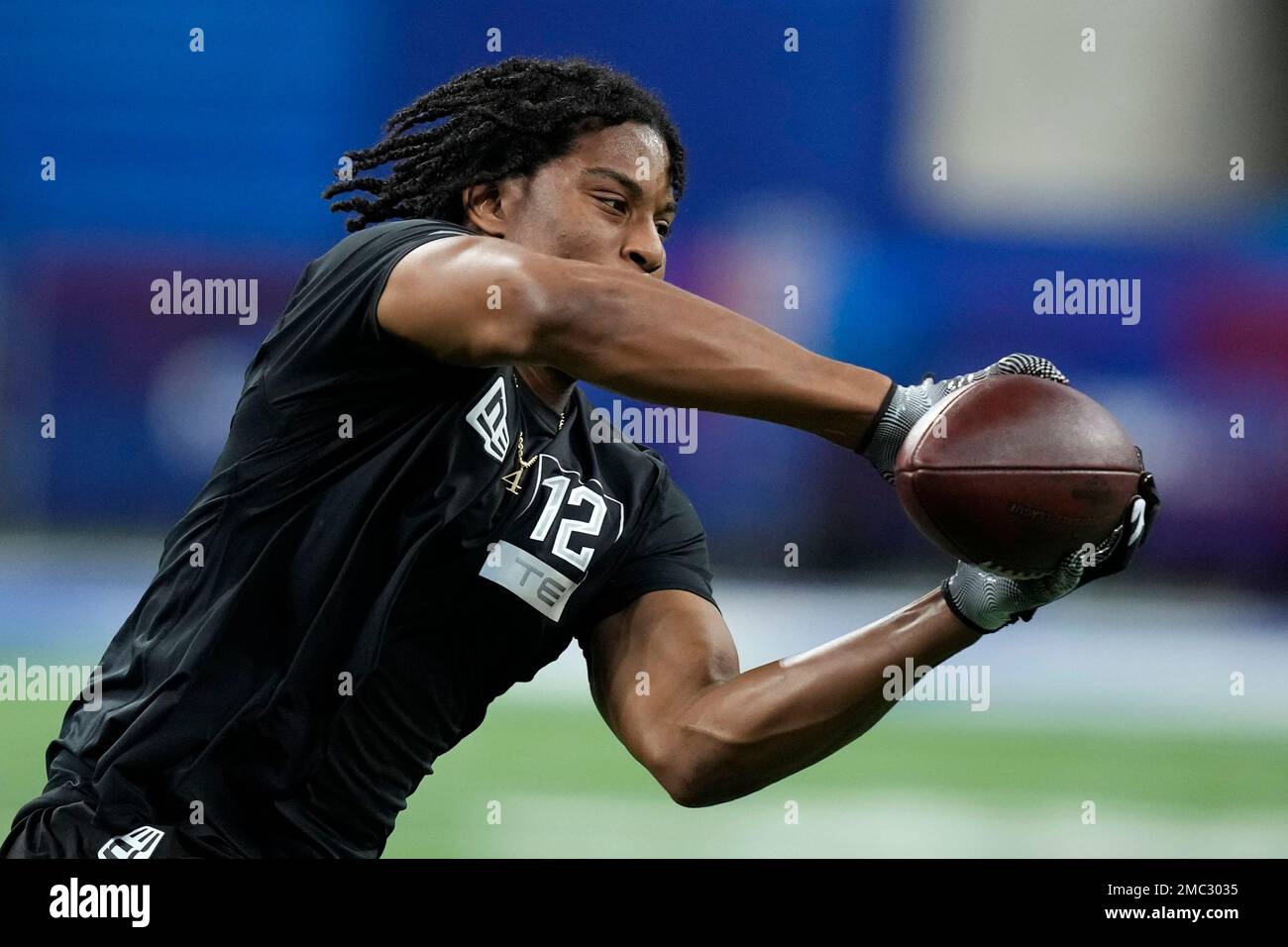 Coastal Carolina tight end Isaiah Likely catches a pass during a drill at  the NFL football scouting combine, Thursday, March 3, 2022, in  Indianapolis. (AP Photo/Charlie Neibergall Stock Photo - Alamy