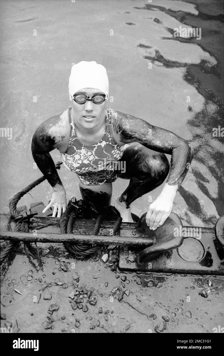 Manhattan island marathon swim Black and White Stock Photos & Images