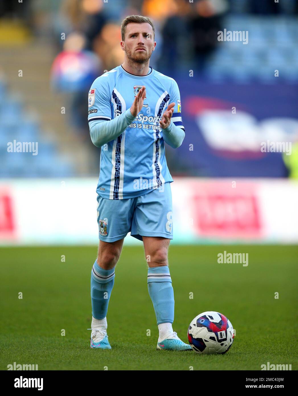 Coventry City's Jamie Allen applauds the fans after the Sky Bet Championship match at the Coventry Building Society Arena, Coventry. Picture date: Saturday January 21, 2023. Stock Photo