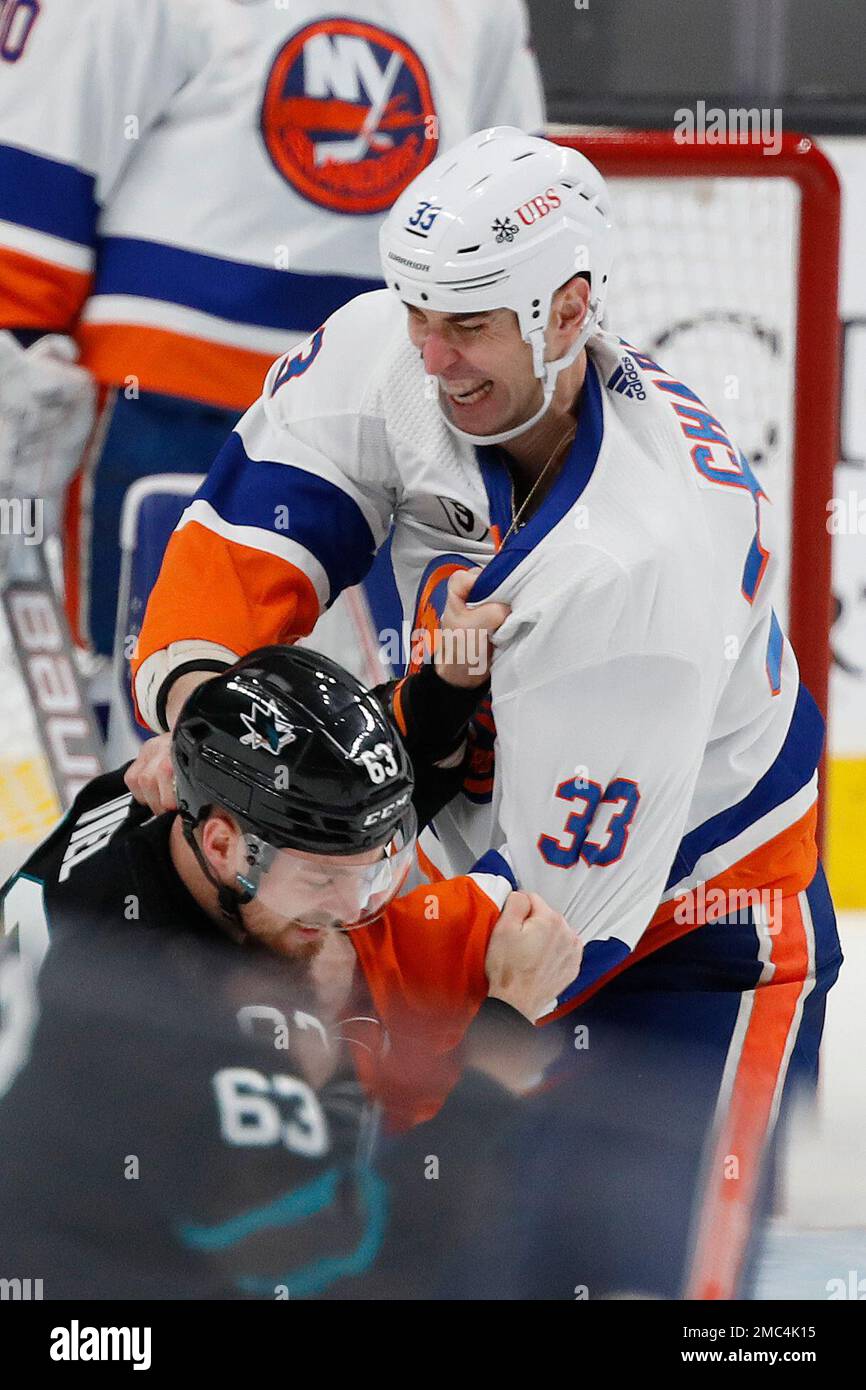 NHL: Zdeno Chara fights Jeffrey Viel in Islanders-Sharks game