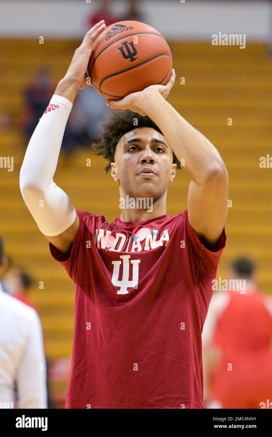 Indiana forward Trayce JacksonDavis (23) warms up on the court before