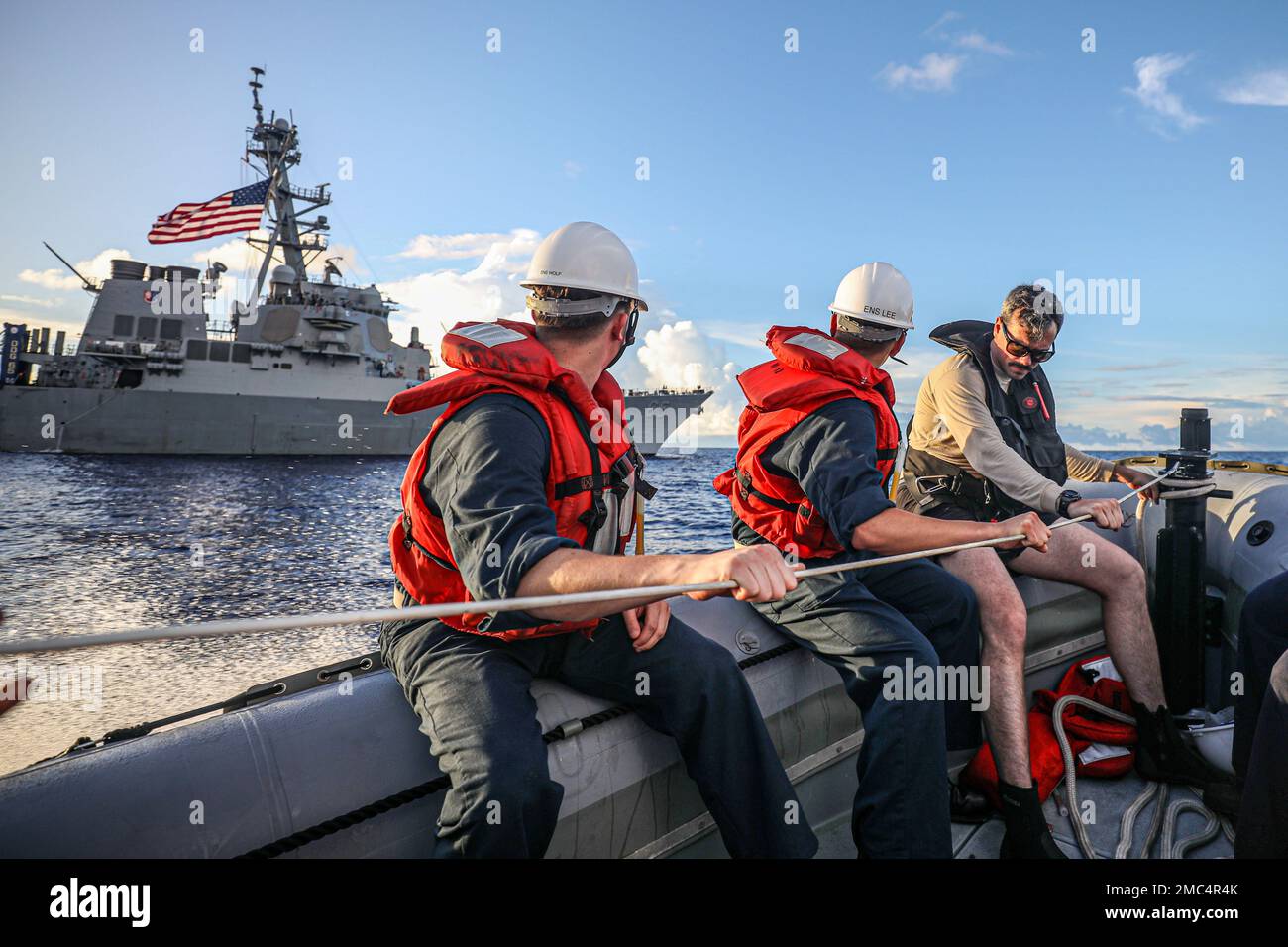 PHILIPPINE SEA (June 24, 2022) Sailors assigned to Arleigh Burke-class ...