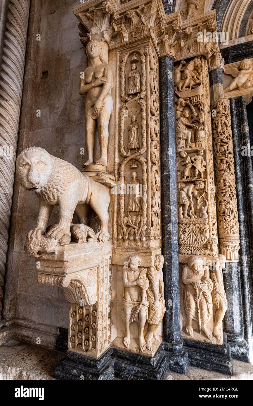 Cathed Interior of the Cathedral of St Lawrence at Trogir, Near Split, Croatia ...