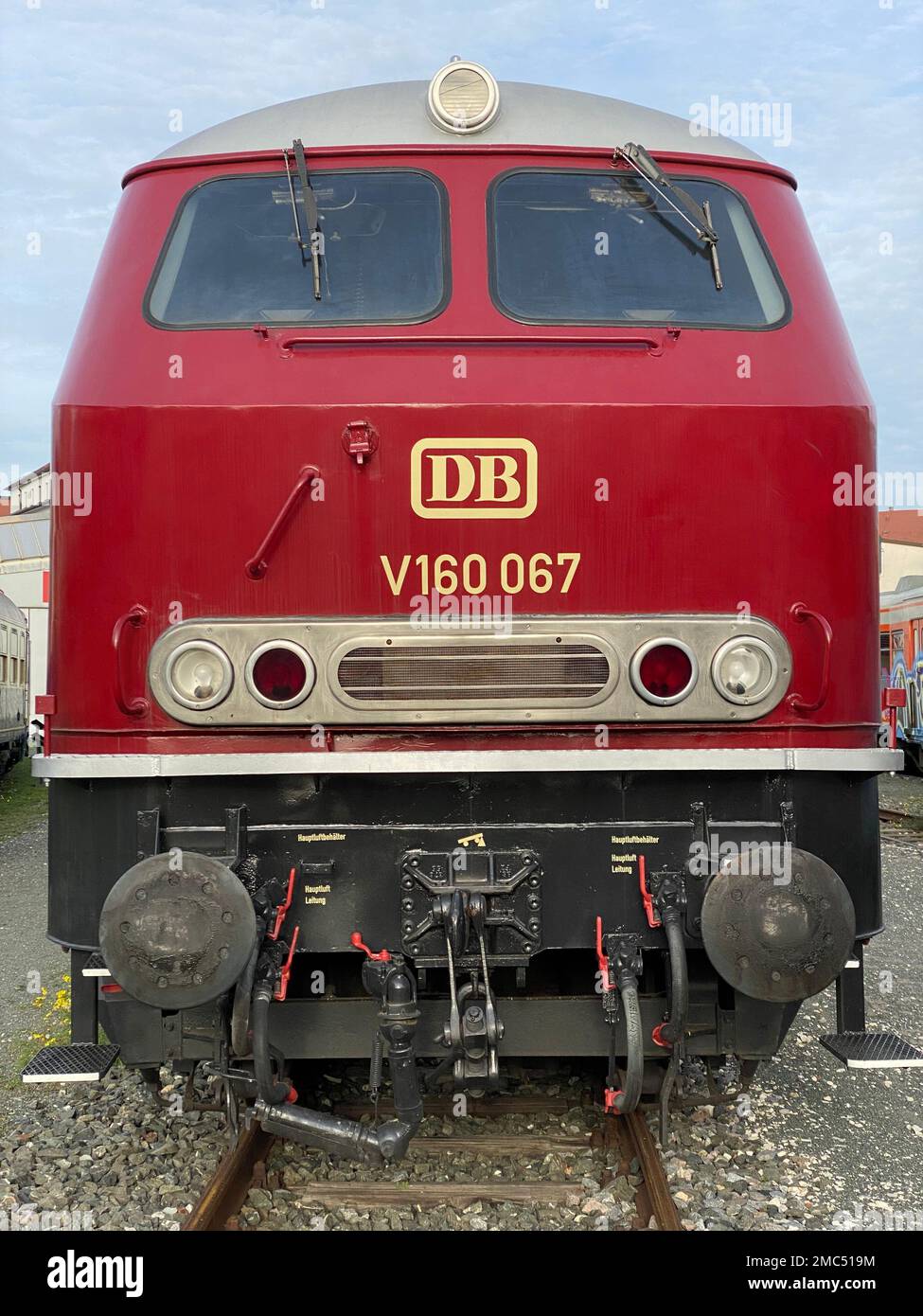 Close view of an iconic diesel 225247 from the German train