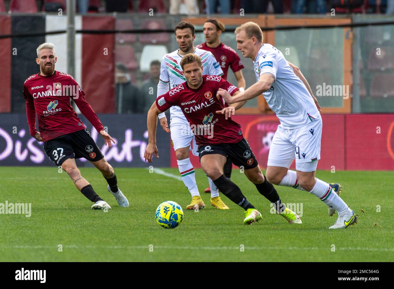 Reggio Calabria, Italy. 21st Jan, 2023. Reggina team during Reggina 1914 vs  Ternana Calcio, Italian soccer Serie B match in Reggio Calabria, Italy,  January 21 2023 Credit: Independent Photo Agency/Alamy Live News