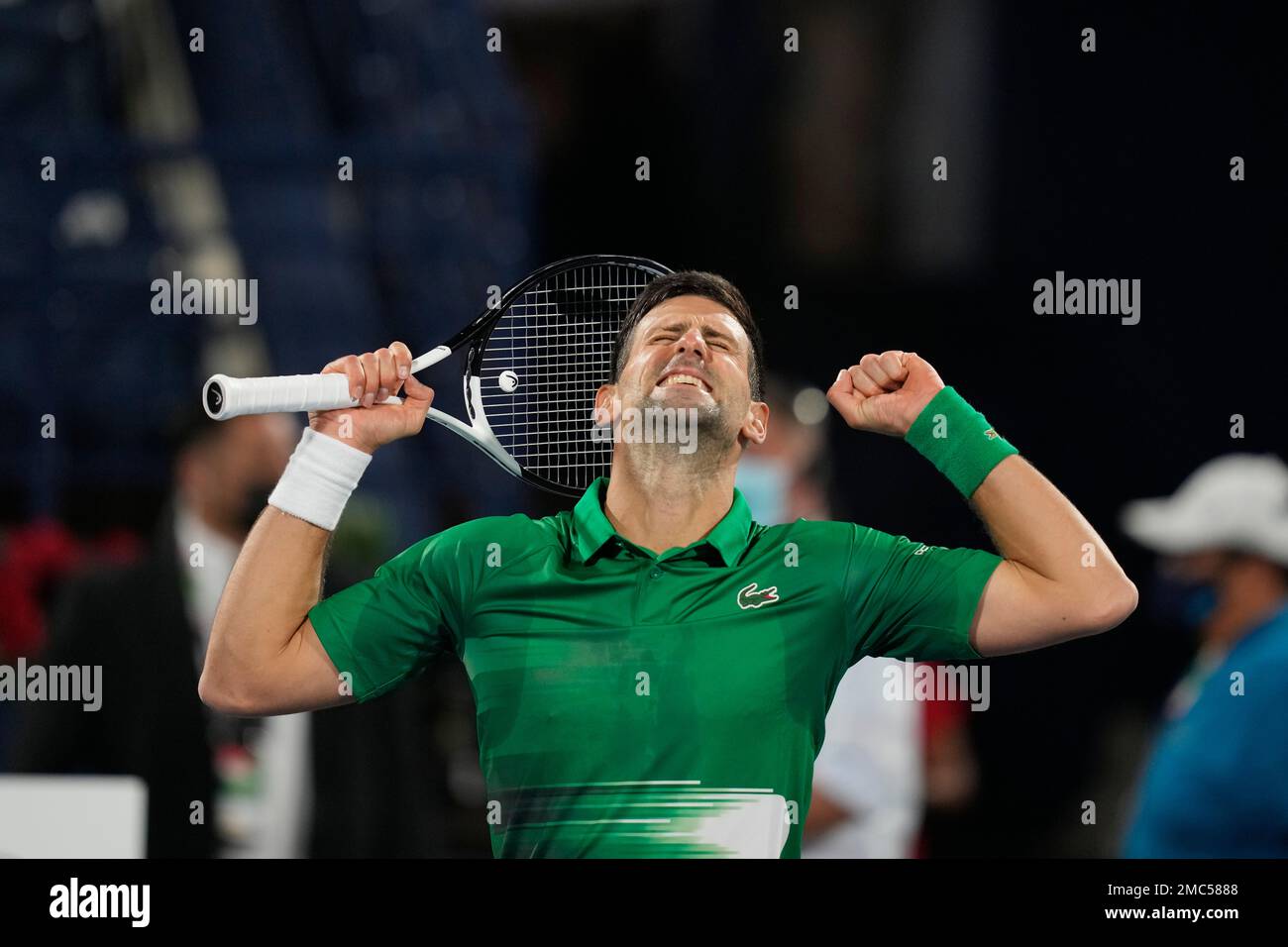 Djokovic wins his first match of 2022 in Dubai