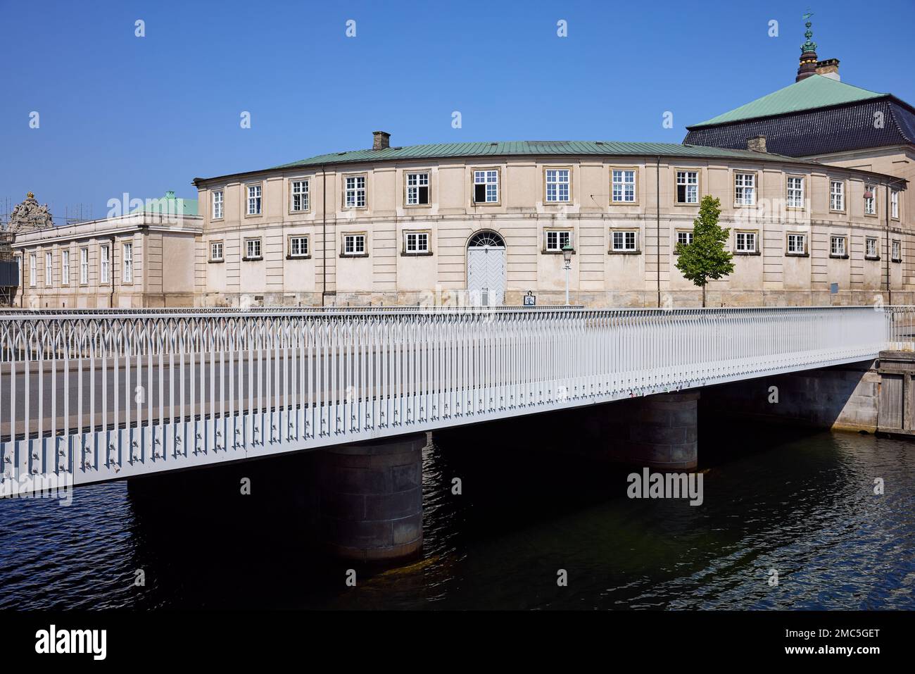 Prinsens Bro (The Prince's Bridge), between Tøjhusgade and Ny Kongensgade, designed by Gottlieb Paludan Architects, 2017; Copenhagen, Denmark Stock Photo