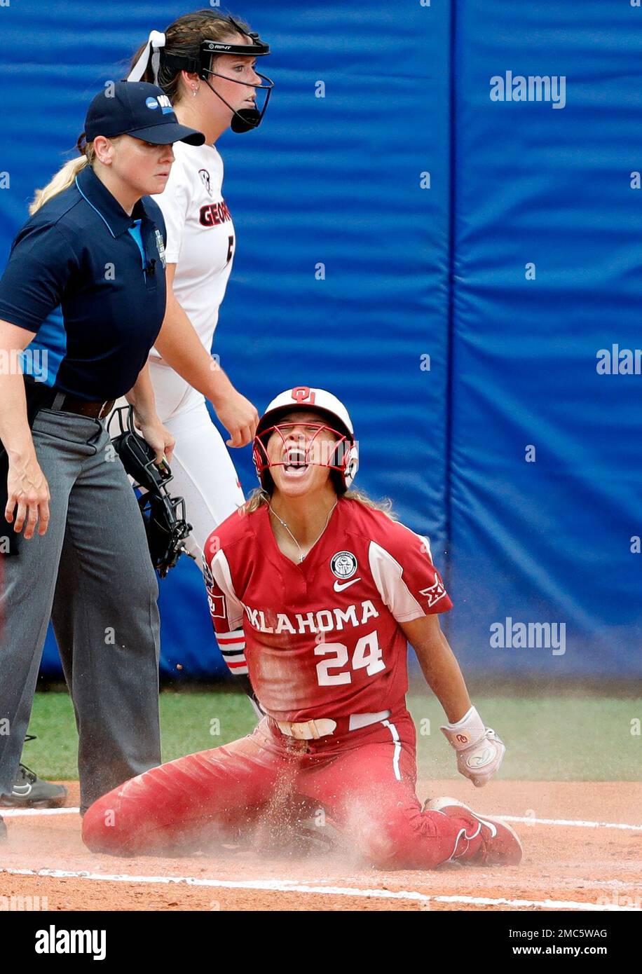 FILE Oklahoma's Jayda Coleman (24) celebrates after stealing home in