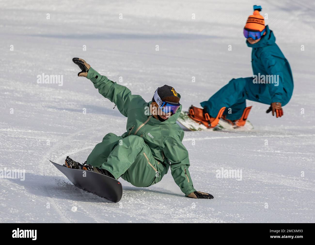 Japan snowboarding hires stock photography and images Alamy