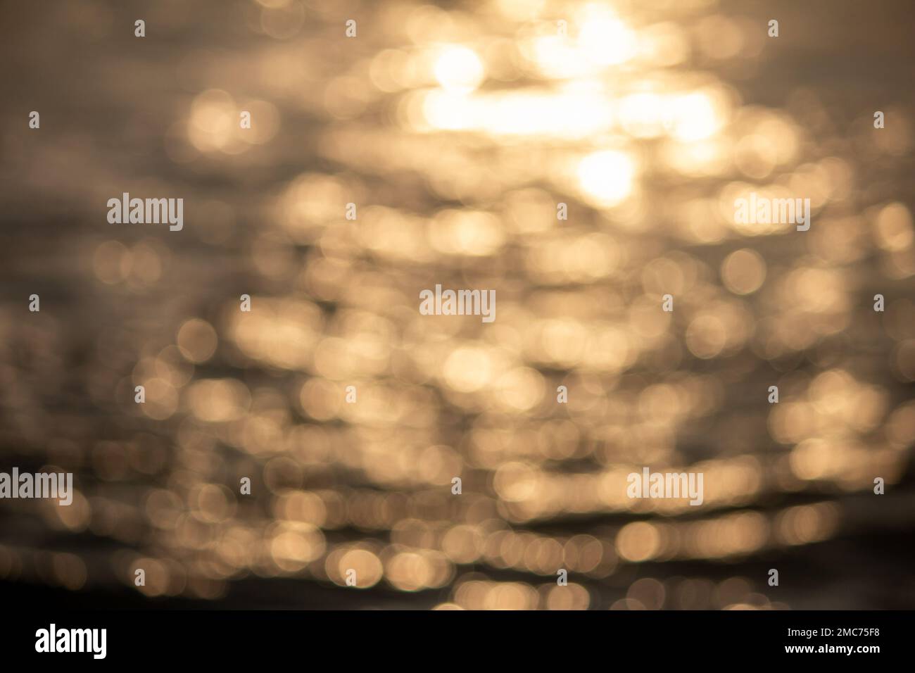 Sun rays bokeh beach hi-res stock photography and images - Alamy