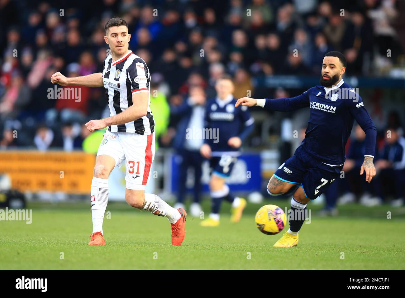 21st January 2023; St Mirren Park, Paisley, Renfrewshire, Scotland, Scottish Cup Fourth Round Football, St Mirren versus Dundee; Declan Gallagher of St Mirren and Alex Jakubiak of Dundee Stock Photo