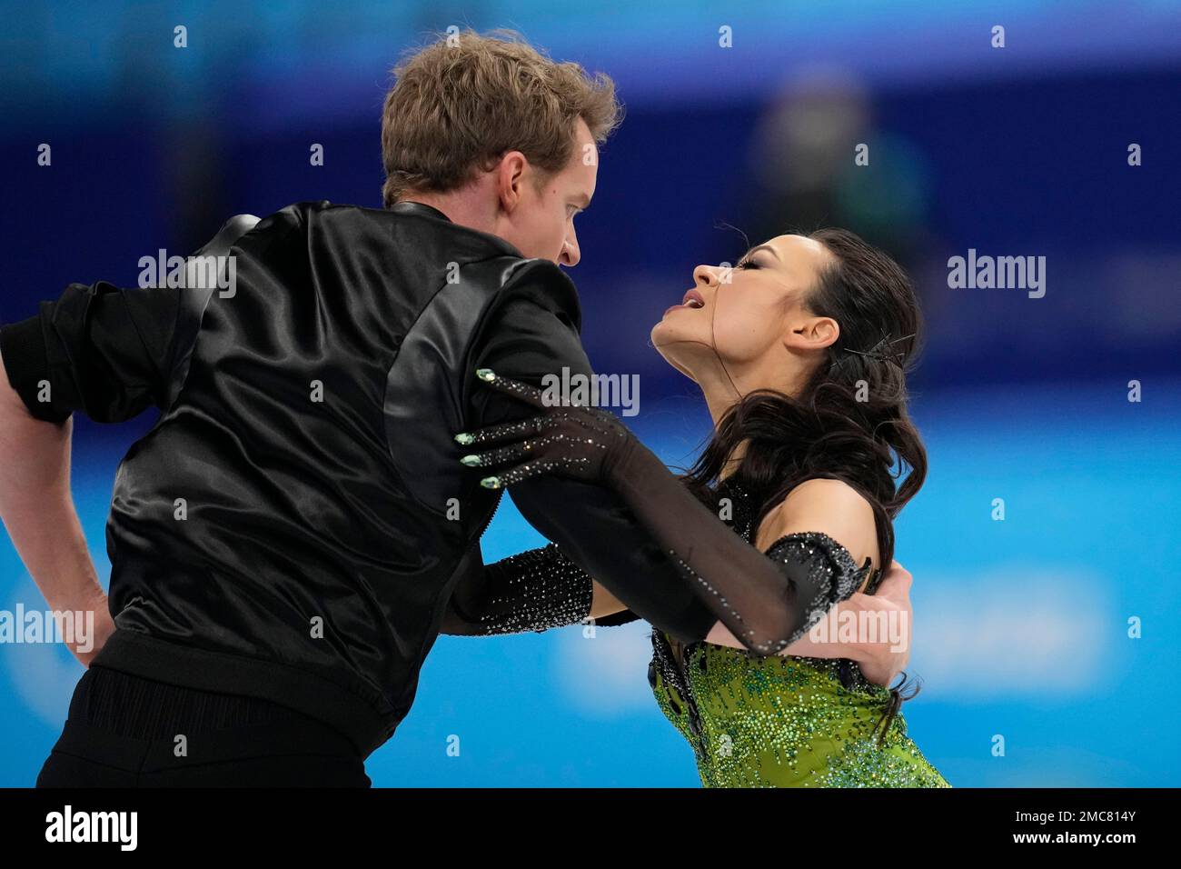Madison Chock and Evan Bates, of the United States, perform their