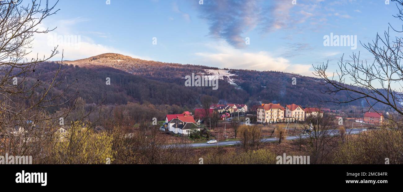 Beautiful Countryside Carpathian Mountain Hi res Stock Photography And beautiful-countryside-carpathian-mountain-hi-res-stock-photography-and