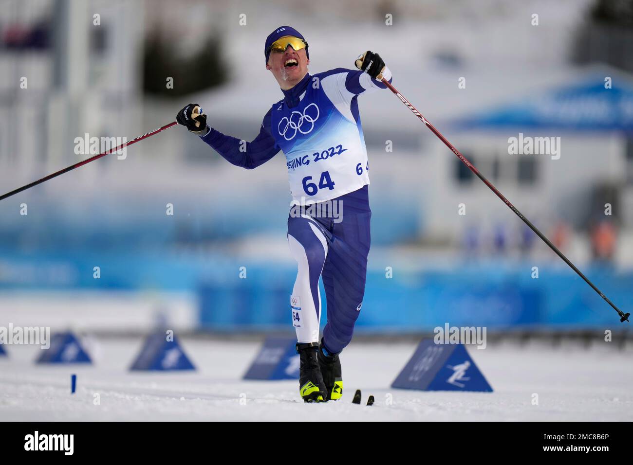 iivo-niskanen-of-finland-celebrates-as-he-crosses-the-finish-line