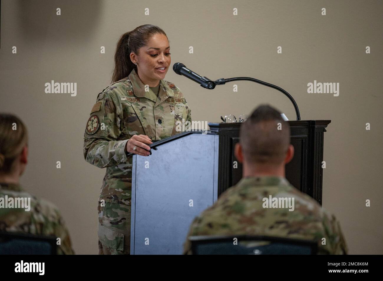 Lt. Col. Jeanae Jackson, incoming 7th Healthcare Operations Squadron commander, speaks during a change of command ceremony at Dyess Air Force Base, Texas, June 27, 2022. The 7th HCOS provides comprehensive primary care and limited referral and space-available subspecialty care to TRICARE-enrolled patients at the medical group. Stock Photo