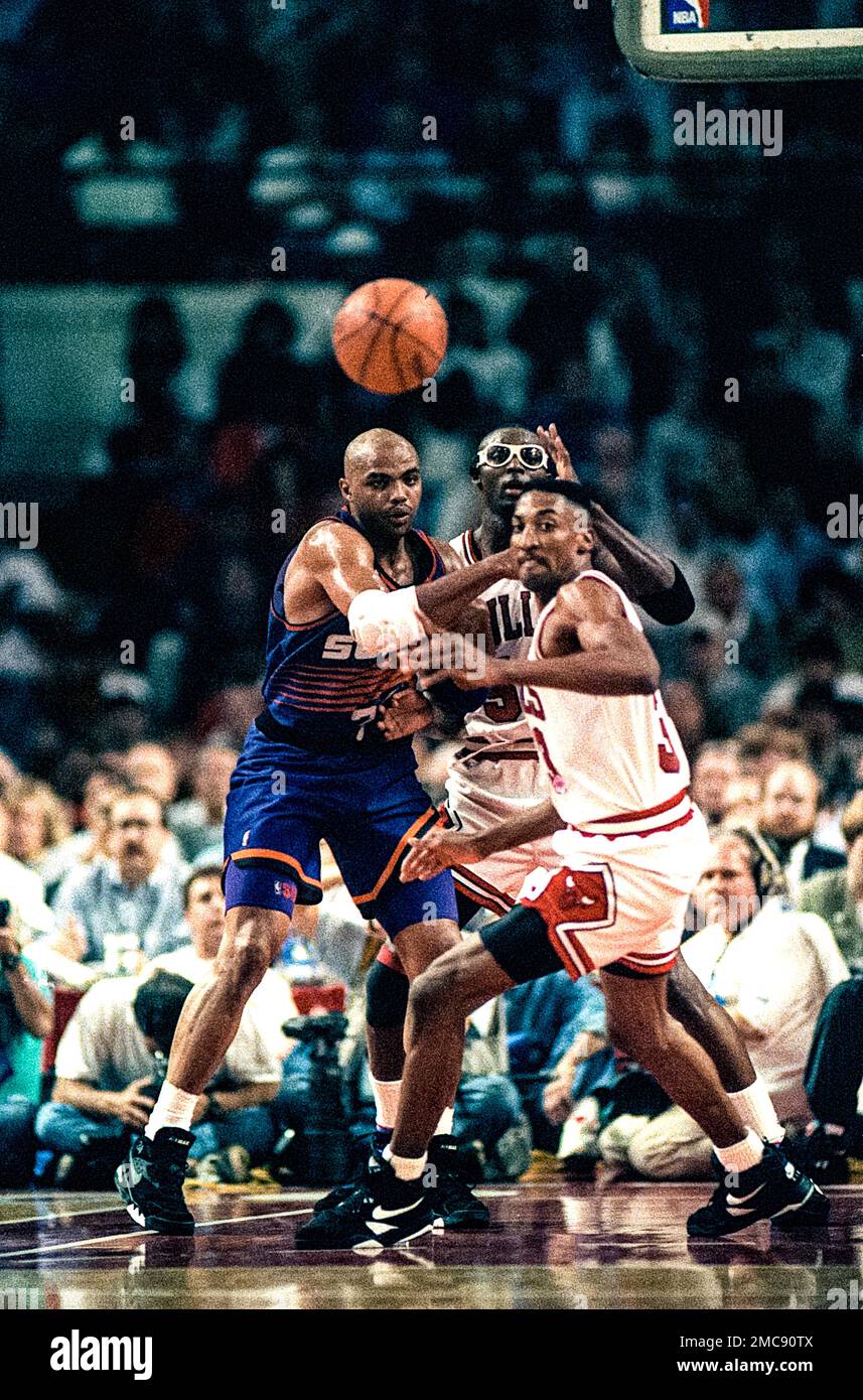 Charles Barkley, Phoenix Suns (L) , Scottie Pippen, Chicago Bulls,1993 NBA Finals, game 4 Stock Photo