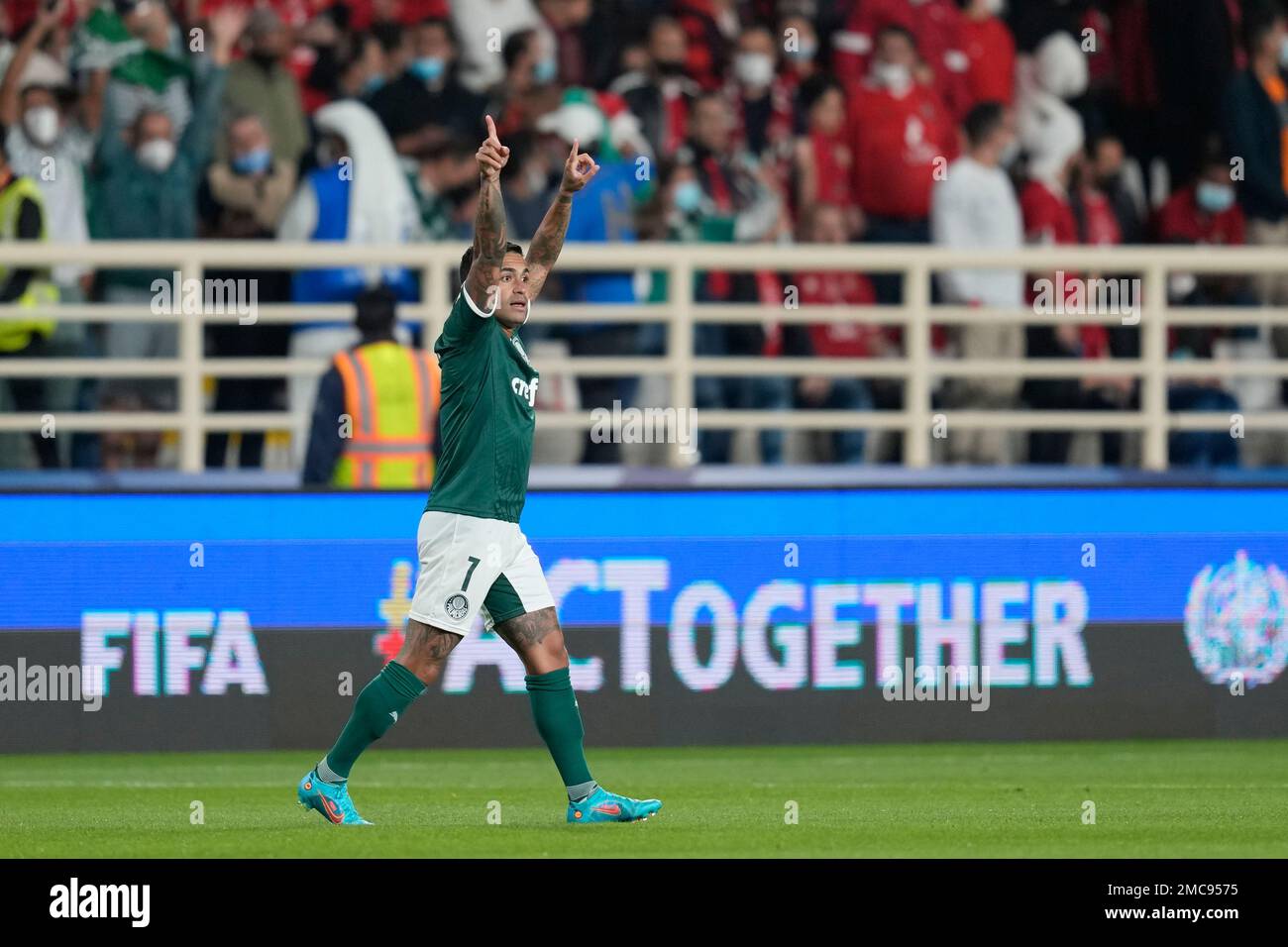 Rony of Brazil's Palmeiras heads the ball in an attempt to score during a  Copa Libertadores round of sixteen first leg soccer match against  Paraguay's Cerro Porteno in Asuncion, Paraguay, Wednesday, June