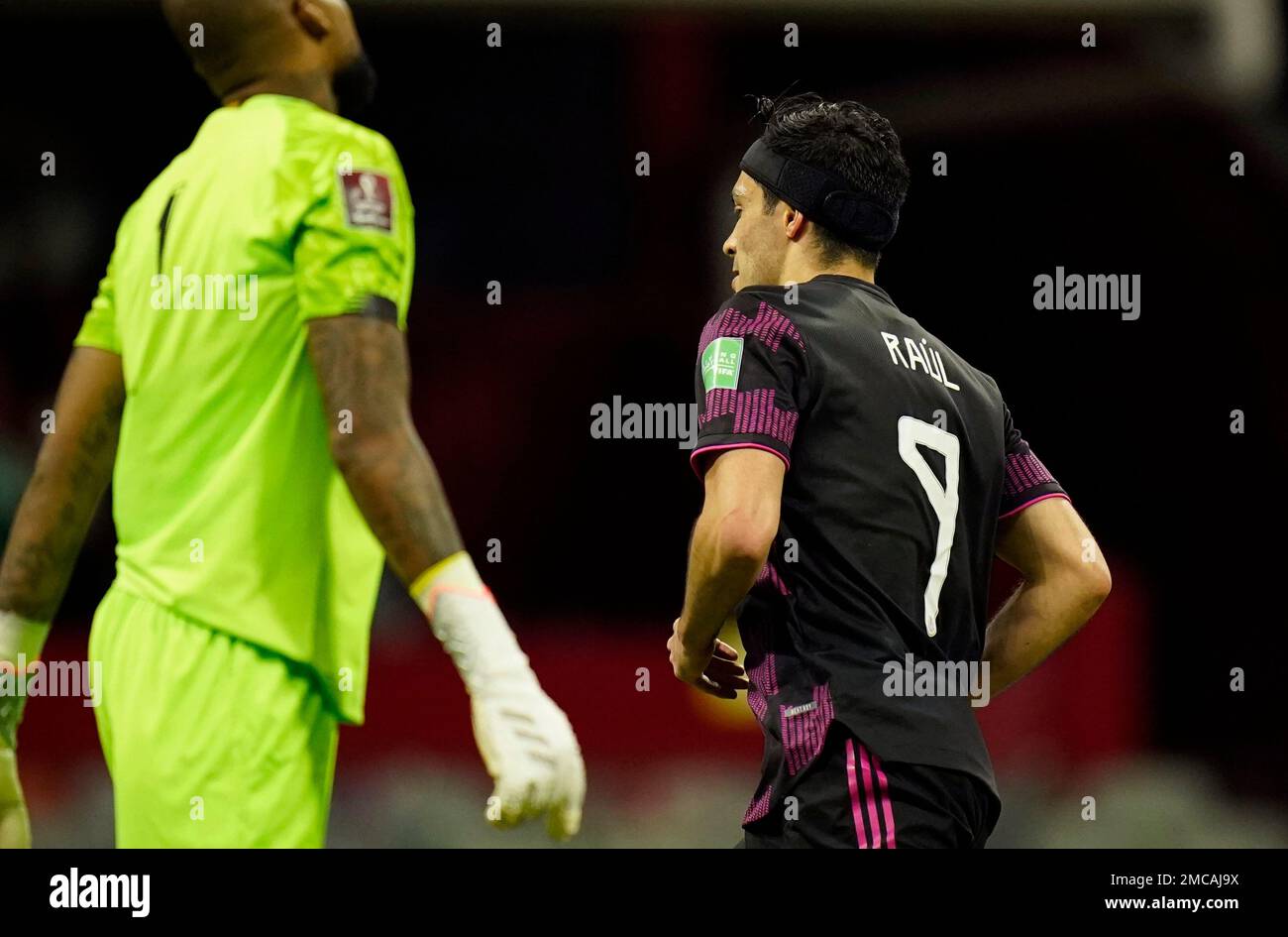 Serene Raúl Jiménez Seals Mexico’s Win Against Nine-man South Africa In World Cup Opener Wallpaper Illustration Serene Raúl Jiménez Seals Mexico’s Win Against Nine-man South Africa In World Cup Opener Wallpaper Illustration