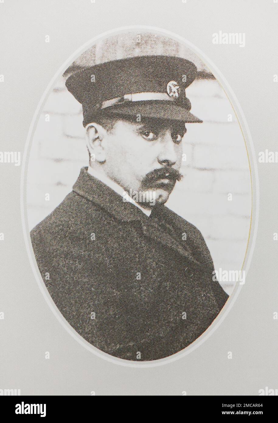 Photo portrait of Fritz Erle. Photo from the beginning of the 20th century. Fritz Erle came as trained locksmith to Benz & Co. on 5th March 1894. He did his first racing with Eugen Benz in 1896: Paris-Marseille-Paris. After visiting Ilmenau college of technology in Thüringen he passed an engineer exam there. After his re-entry to Benz & Co. he worked as a constructor and in 1900 developed first standing four-cylinder engine. In 1904 he undertook management and test department of car manufacture with Richard Benz. Stock Photo