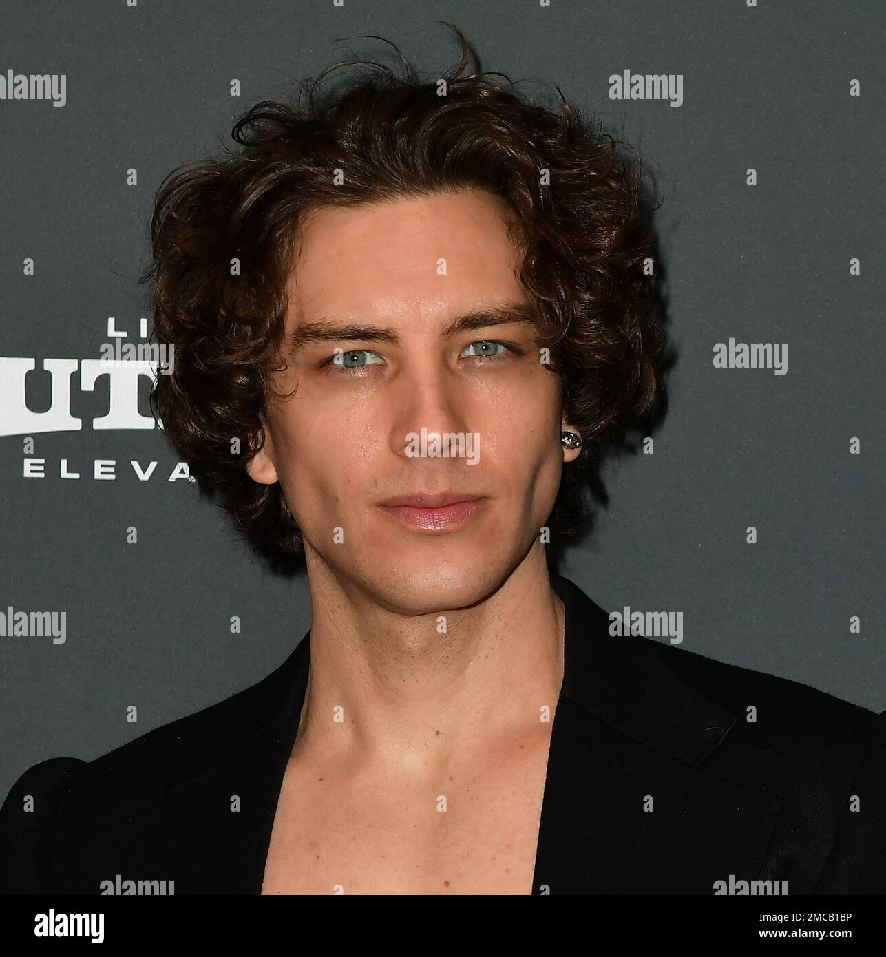 Cody Fern attends the 2023 Sundance Film Festival "Fairyland" Premiere(04)