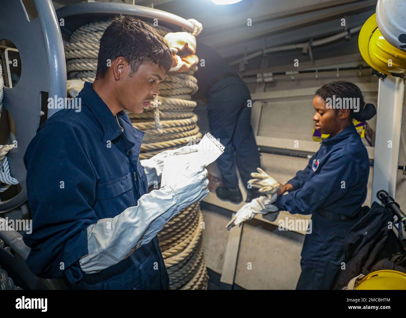 PHILIPPINE SEA (June 29, 2022) Seaman Dakiyuh Locklear, left, from