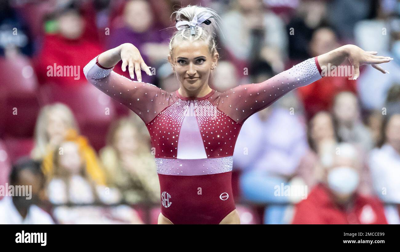 Alabama gymnast Lexi Graber competes on the floor during an NCAA
