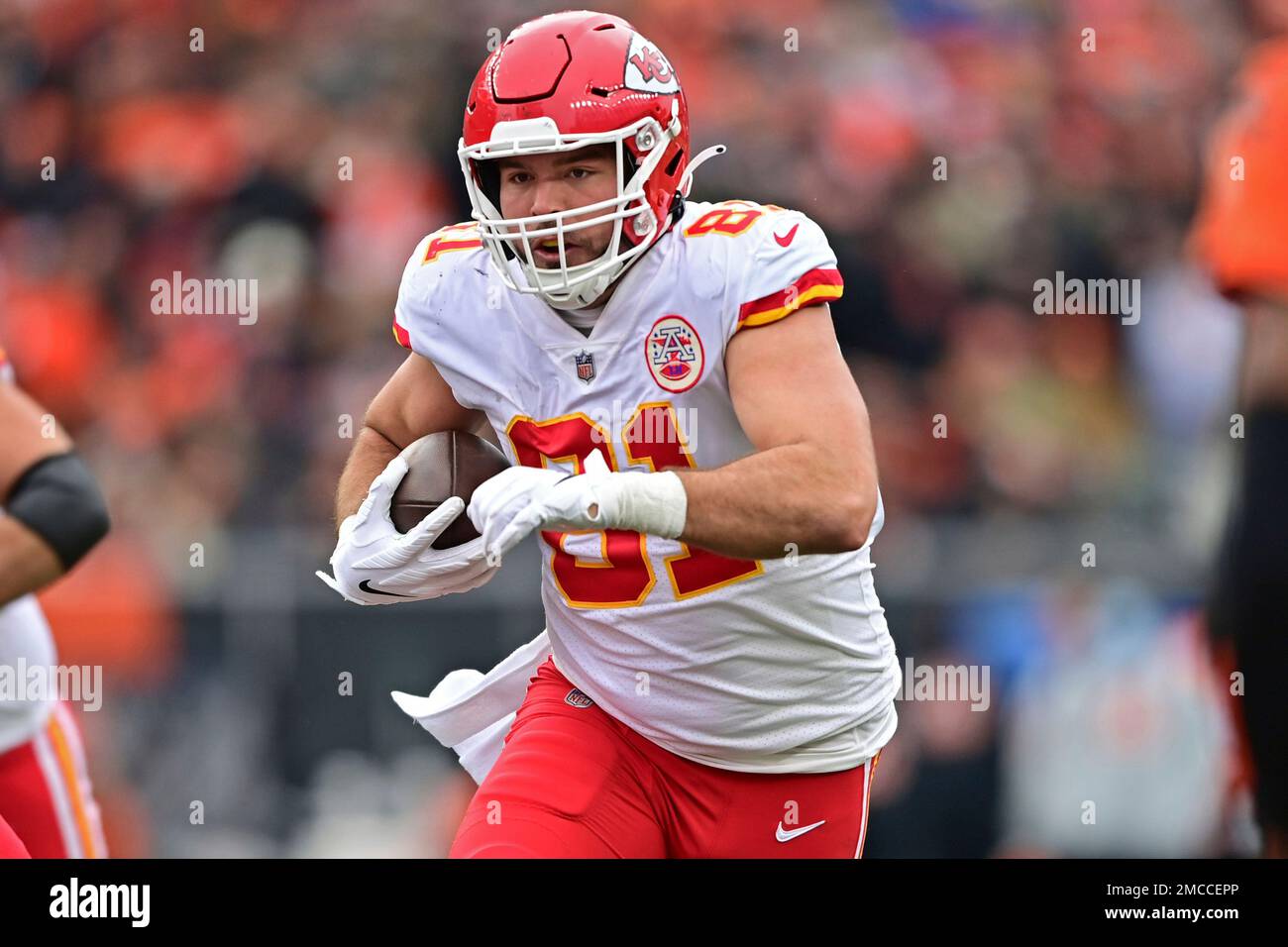 Kansas City Chiefs tight end Blake Bell (81) runs with the