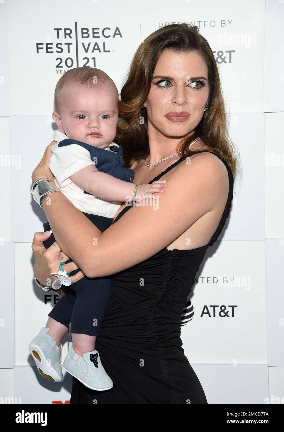Actress Julia Fox and son Valentino attend the "No Sudden Move