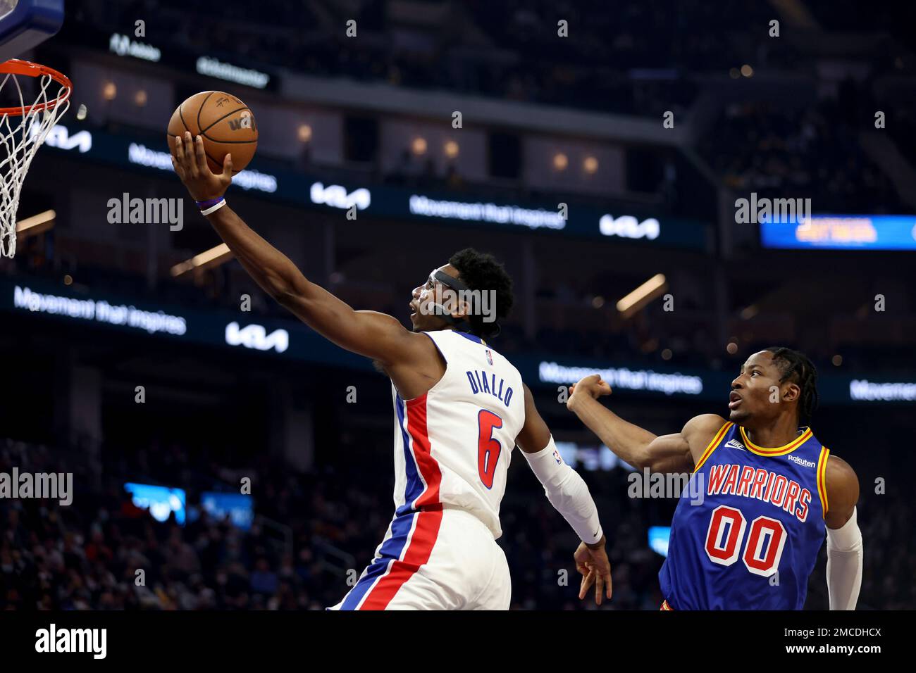 Detroit Pistons guard Hamidou Diallo (6) shoots next to Golden State
