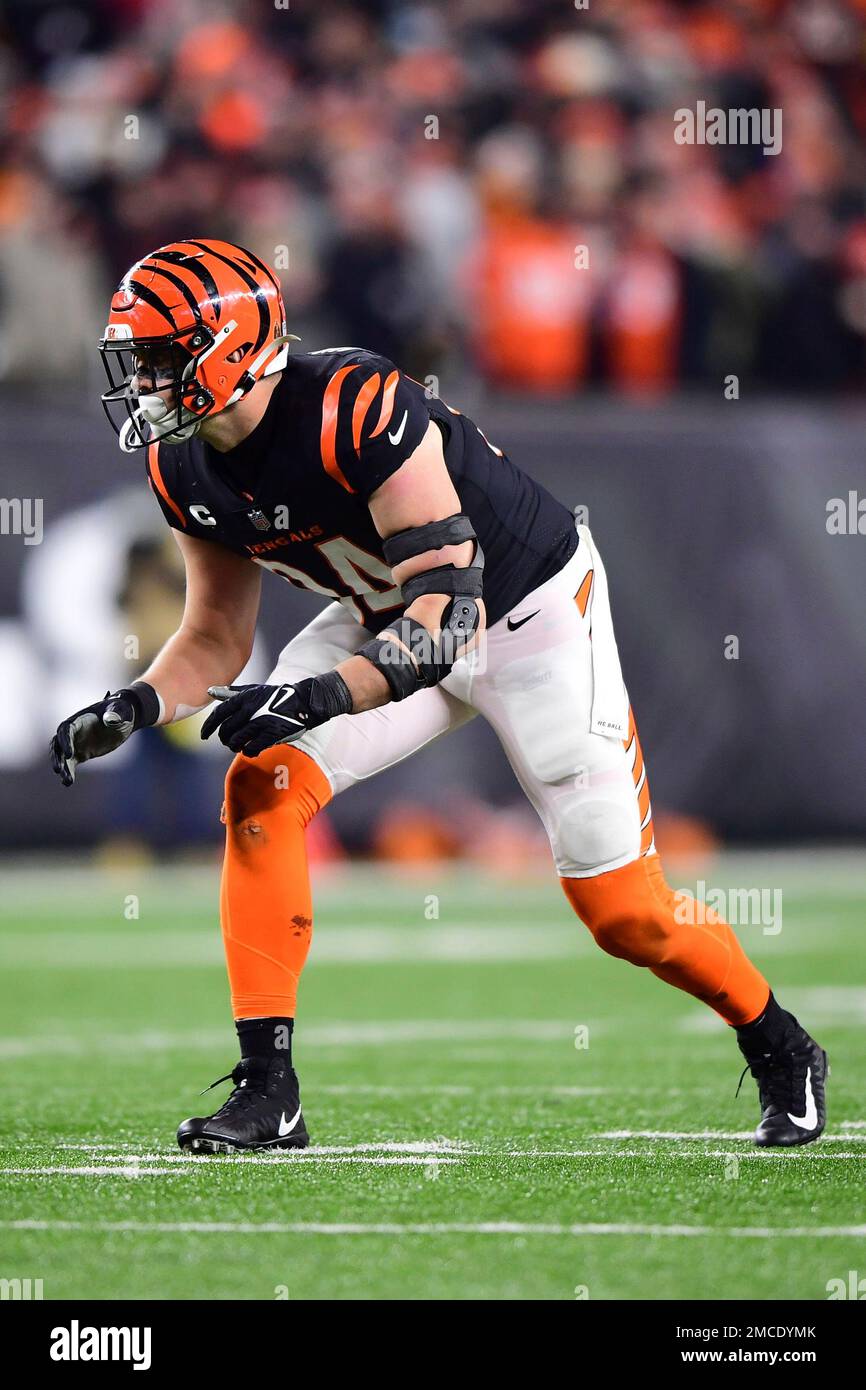 Cincinnati Bengals defensive end Sam Hubbard (94) celebrates with