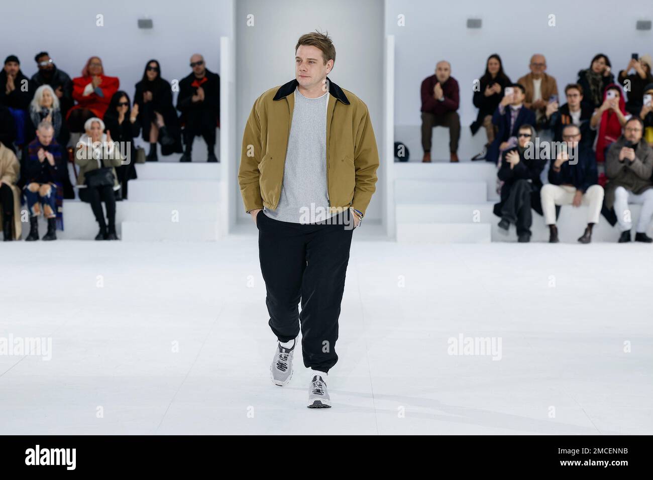 Paris, Frankreich. 21st Jan, 2023. LOEWE men Fall/Winter 2023-24 Runway ...