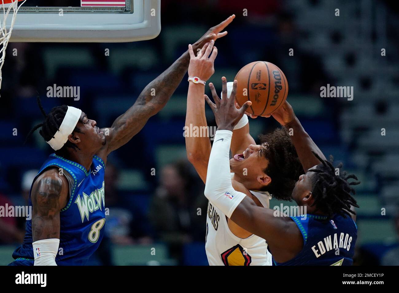 RETRANSMISSION TO CORRECT ID TO JAXSON HAYES - New Orleans Pelicans center  Jaxson Hayes (10) battles under the basket with Minnesota Timberwolves  forward Jarred Vanderbilt (8) and forward Anthony Edwards in the