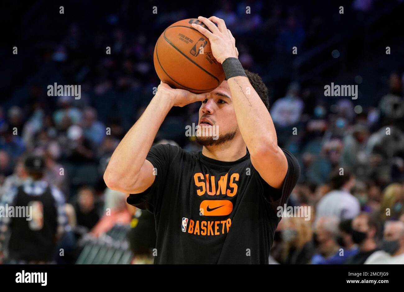 Phoenix Suns' Devin Booker poses for a photo during an NBA basketball media  day, Monday, Sept. 26, 2022, in Phoenix. (AP Photo/Matt York Stock Photo -  Alamy