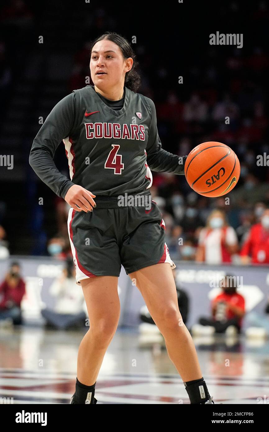 Washington State guard Krystal LegerWalker (4) during the first half