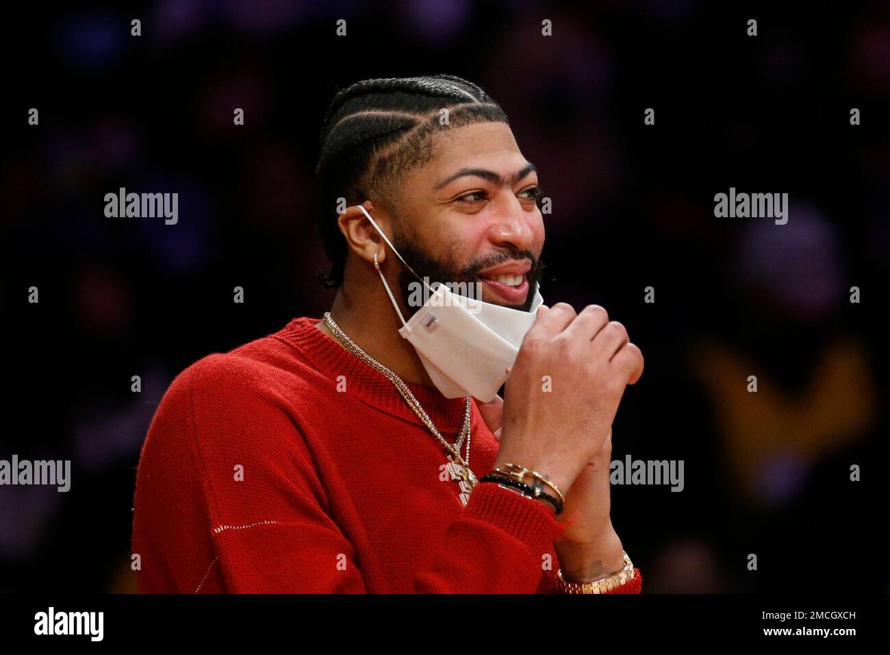 Los Angeles Lakers forward Anthony Davis (3) watches from the bench during  the second half of an NBA basketball game against the Minnesota  Timberwolves in Los Angeles, Sunday, Jan. 2, 2022. The