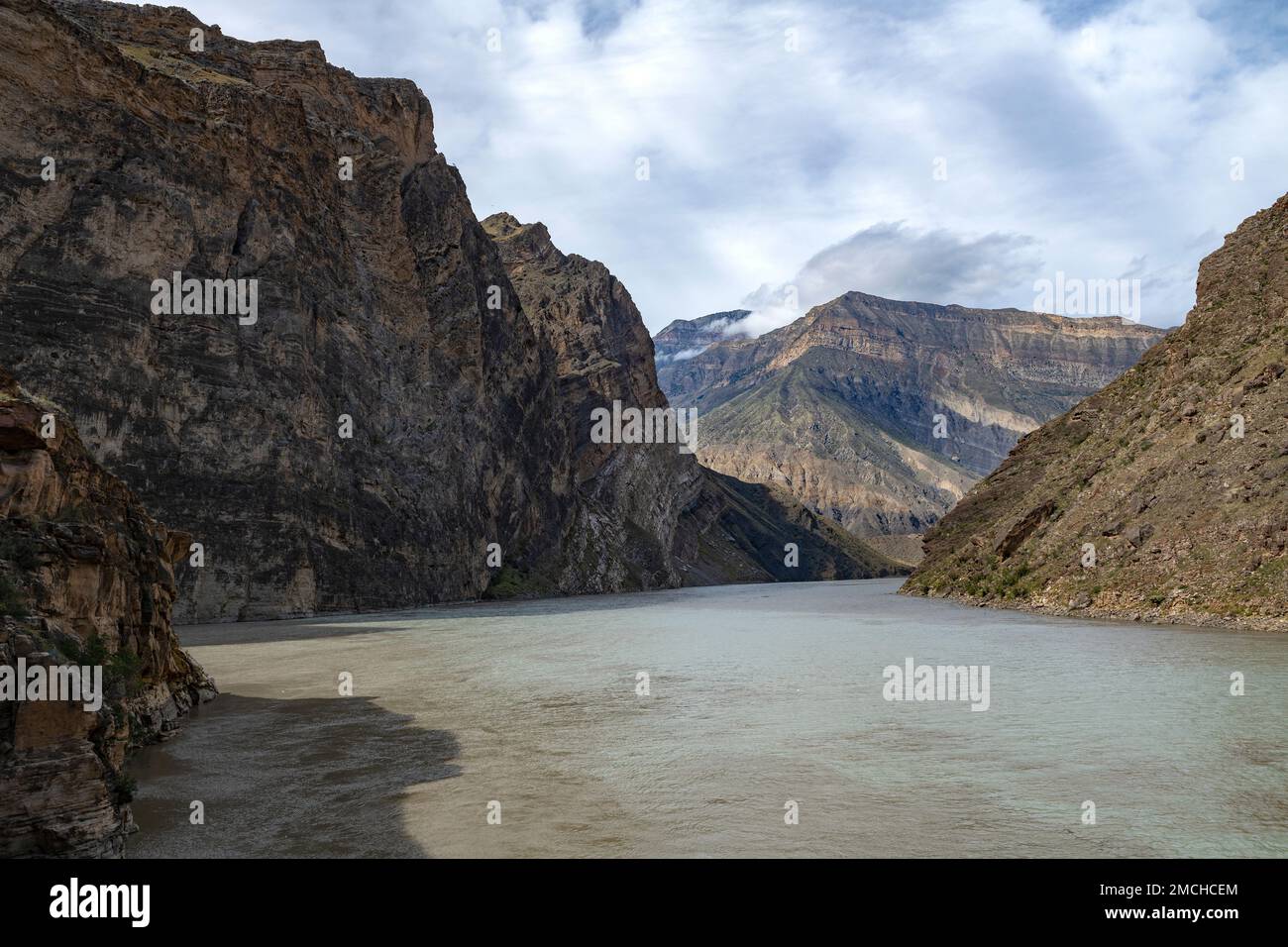 Avarskoe Koysu river in the Caucasus mountains on a cloudy September day. Dagestan, Russian Federation Stock Photo