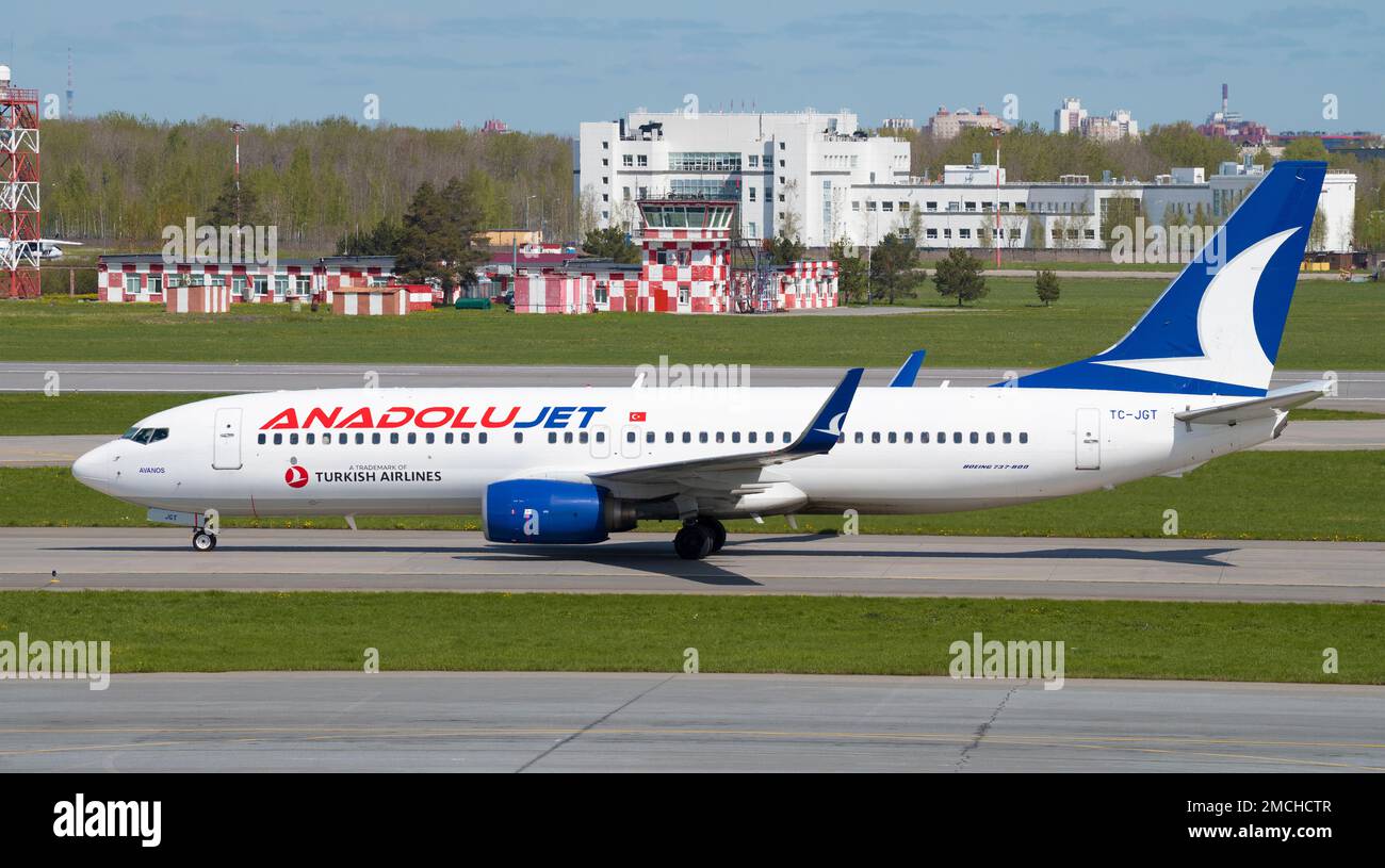 SAINT PETERSBURG, RUSSIA - MAY 20, 2022: Anadolu Jet airline Boeing 737-800 (TC-JGT) of Anadolu Jet airline close-up on a sunny spring day. Pulkovo Ai Stock Photo